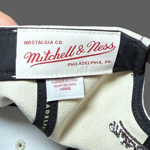 Mitchell & Ness San Diego Padres Pro Crown Snapback Hat Cream Brown - Picture 7 of 10